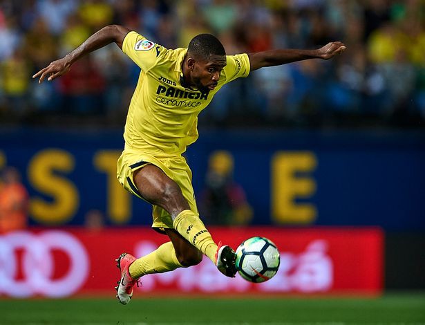 H&igrave;nh ảnh: Bakambu trở th&agrave;nh cầu thủ Ch&acirc;u Phi đắt gi&aacute; nhất lịch sử