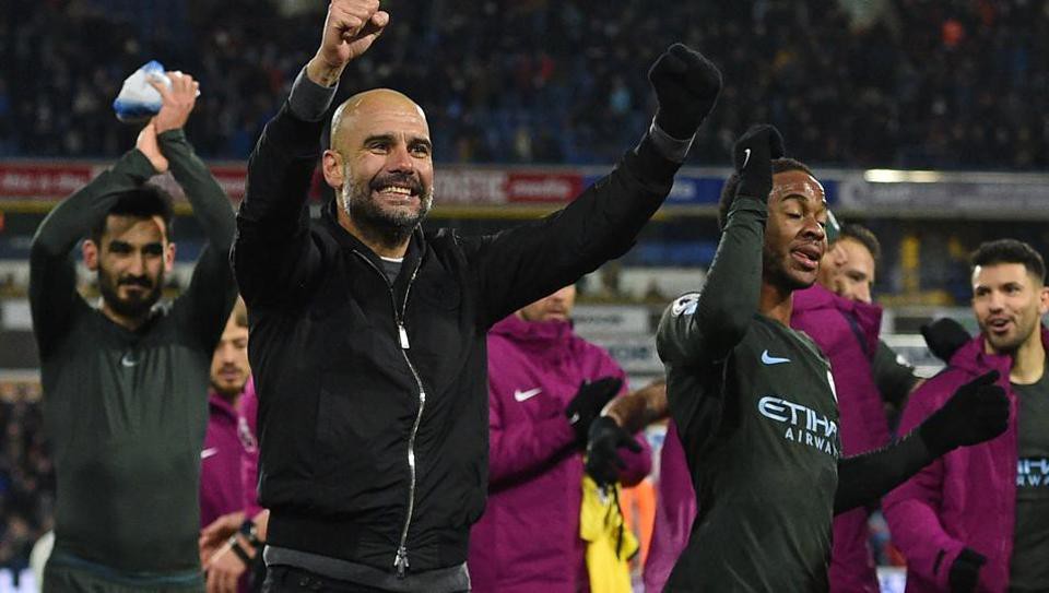 Cắt cỏ, ăn kiêng và bí quyết vô địch khó tin của Man City và Pep
