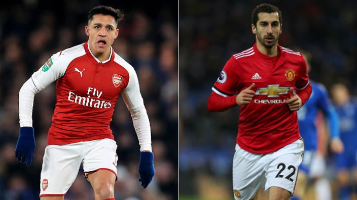 H&igrave;nh ảnh: Sanchez v&agrave; Mkhitaryan chuẩn bị đổi chỗ cho nhau