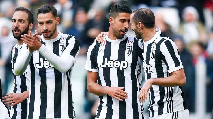Các tiền vệ Juvetus đều chậm chạp và lười di chuyển Hình ảnh: Các tiền vệ Juvetus đều chậm chạp và lười di chuyển