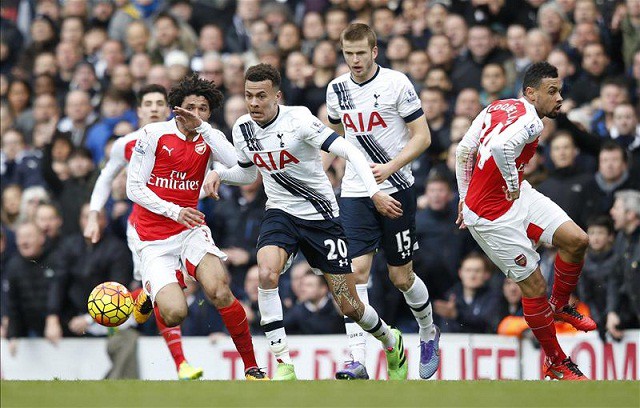 Góc kỹ thuật: Elneny không hợp Coquelin