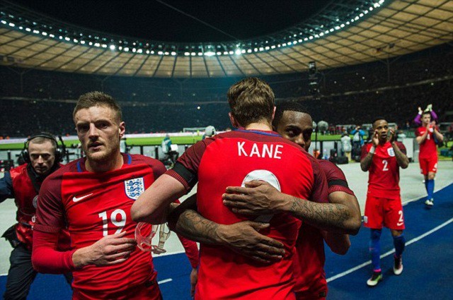 Kane-Vardy: Cặp song sát mới của người Anh