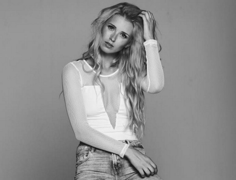 Scarlett Gartmann4
