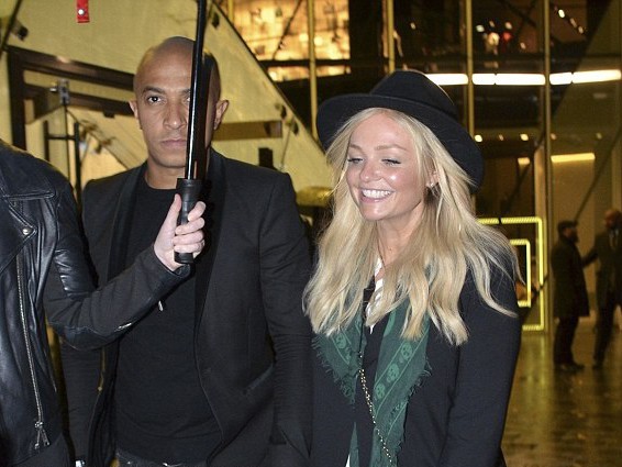 Ca sĩ Emma Bunton.