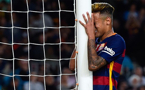 Barcelona và nỗi buồn bại trận