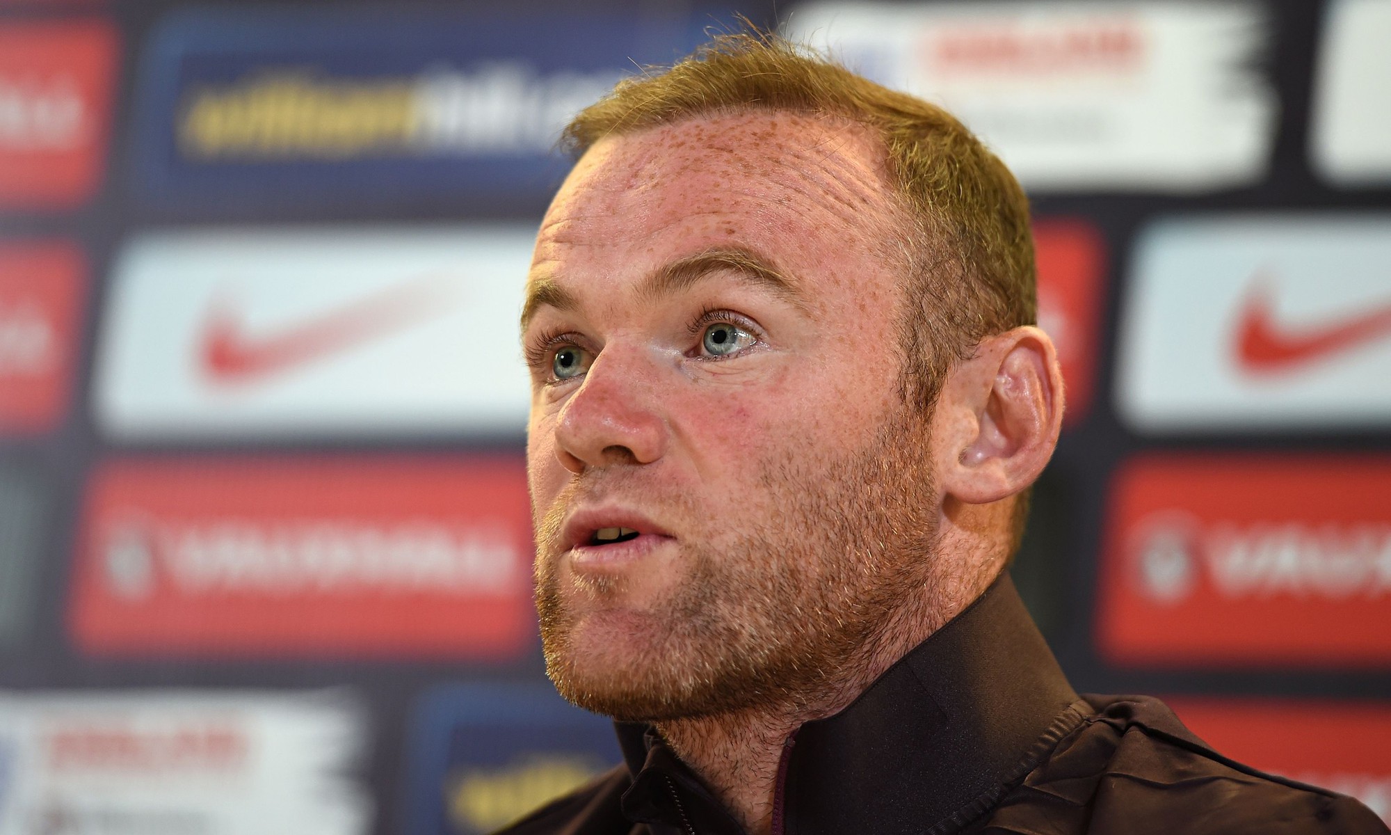 Bị bóc mẽ trốn thuế,  Rooney hoàn trả 500.000 bảng