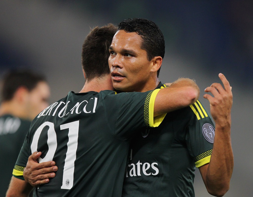 Các đại gia ở Serie A: Tiến một bước, rước theo chục triệu