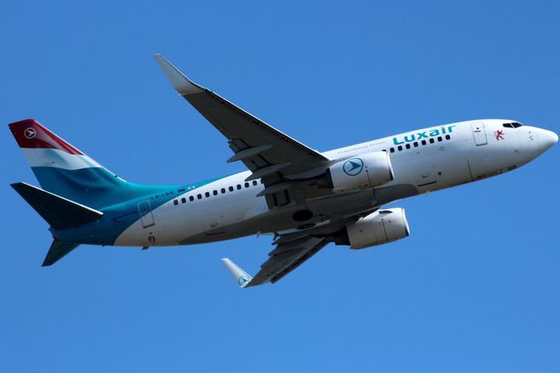 CĐV Iceland thuê máy bay Boeing 737 đi cổ vũ đội nhà