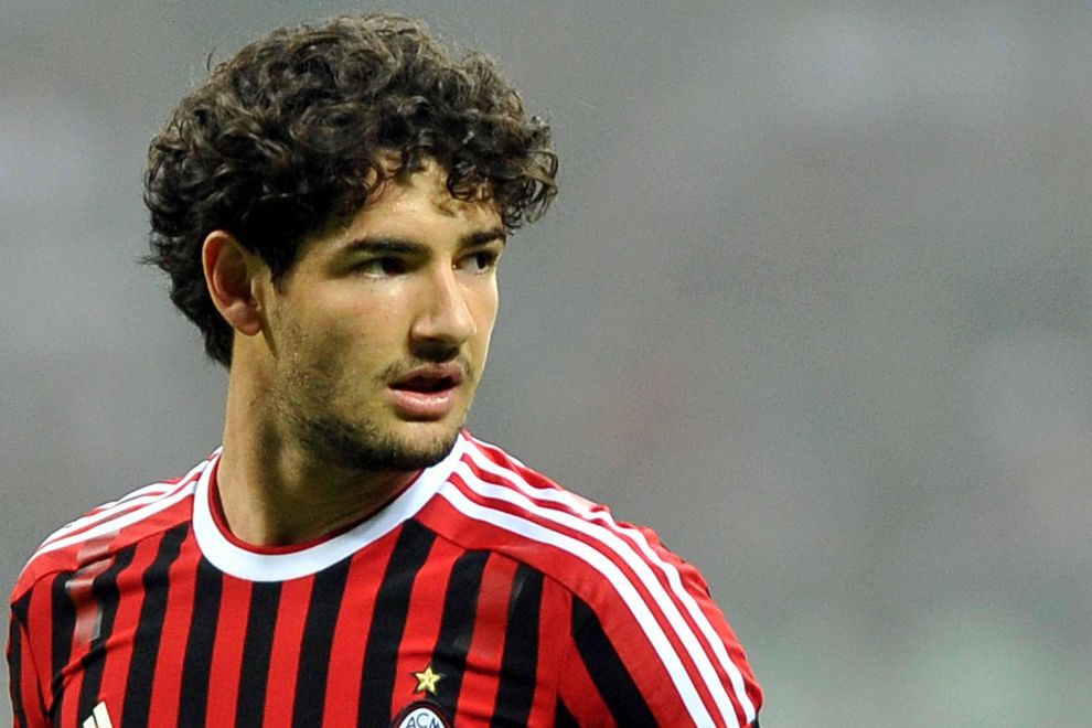 Chelsea đạt thỏa thuận chiêu mộ Pato