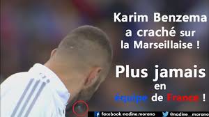 Chính trị gia đòi đuổi cổ Benzema
