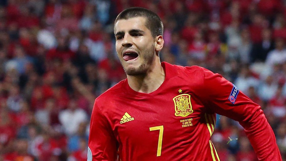 "Arsenal gia nhập cuộc đua giành Morata; PSG chào mời Neymar lương khủng"