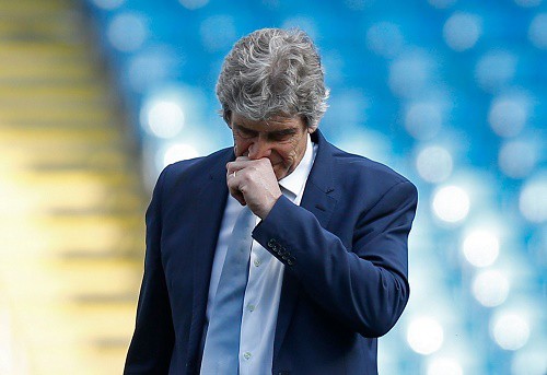 Sân Etihad trống hoác trong ngày chia tay HLV Pellegrini