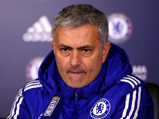 Jose Mourinho: “Wags đang làm “hỏng” cầu thủ Chelsea”