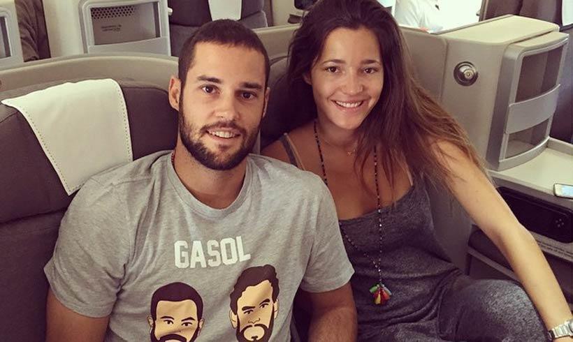 Malena Costa và Mario Suarez sẽ "lên chức" vào tháng Sáu