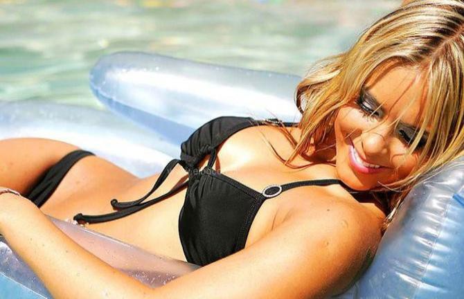 Maura Rivera7