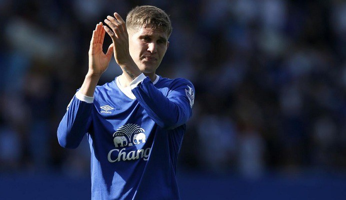 Man City sắp có John Stones