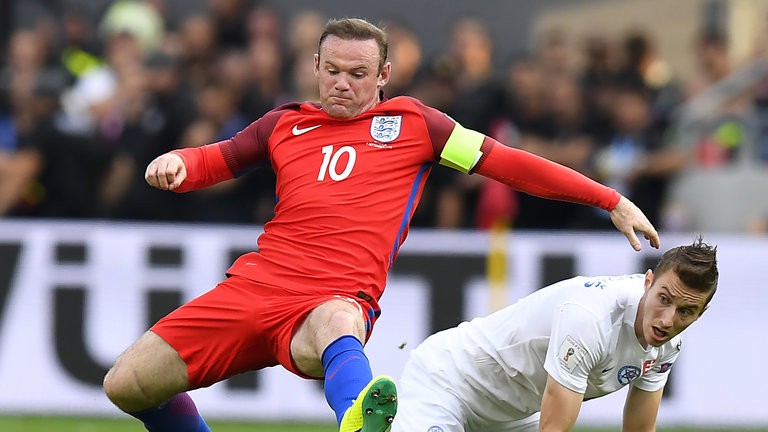 Rooney cán mốc kỷ lục số lần khoác áo ĐT Anh