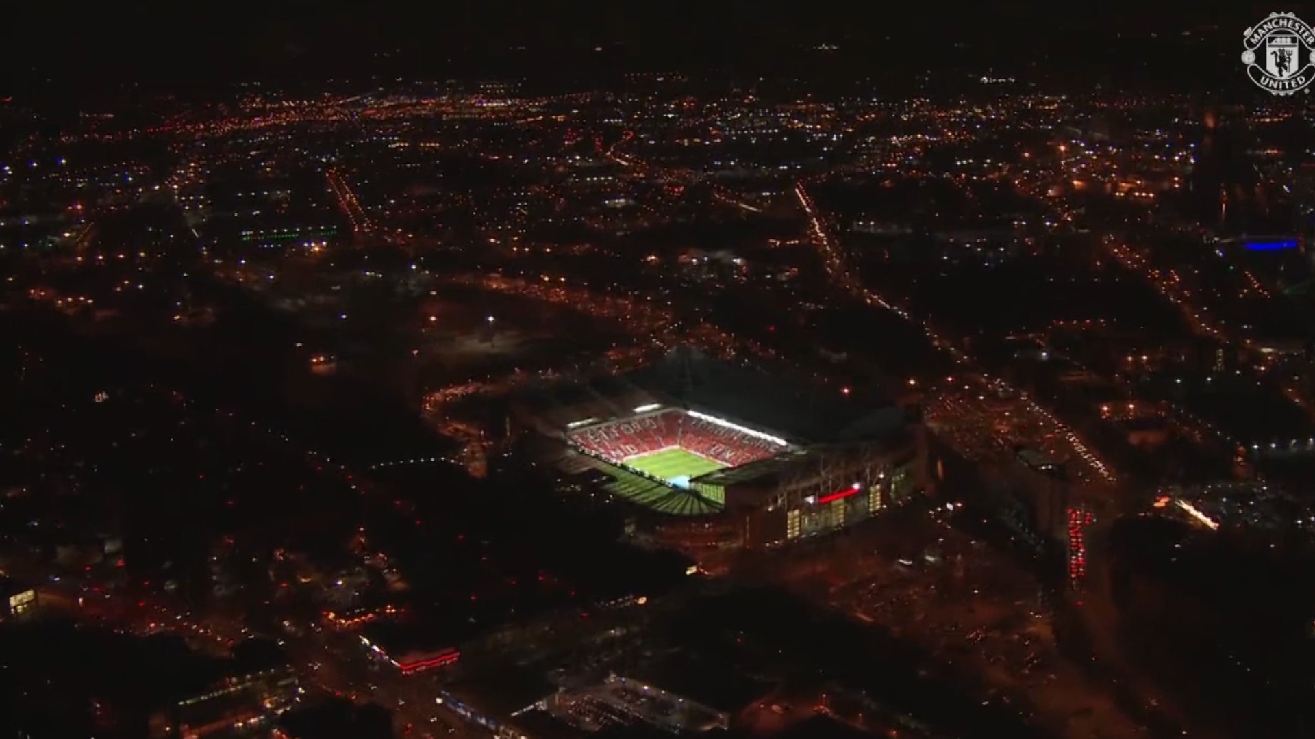 Toàn cảnh SVĐ Old Trafford từ trên cao