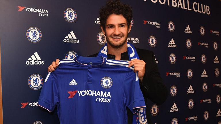 Tới Chelsea mùa đông, khác nào Pato xông vào “chỗ chết”?
