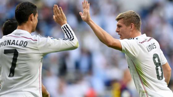 Toni Kross gài bẫy Ronaldo trong ngày tập luyện