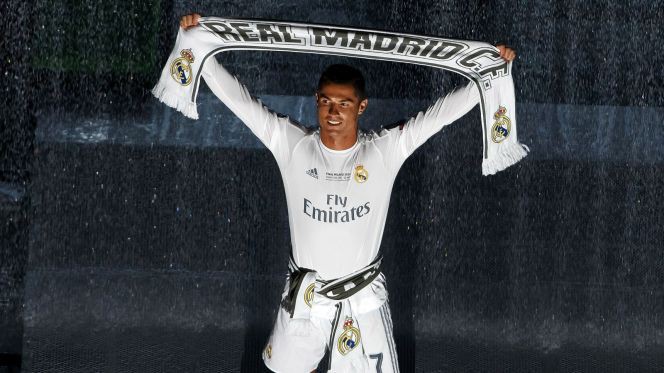 Messi và Cristiano Ronaldo thu nhập cao nhất thế giới thể thao năm 2016