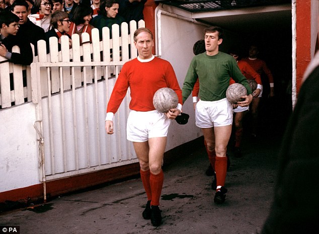 Lương tuần của Rooney bằng cả năm lương thưởng M.U năm 1969