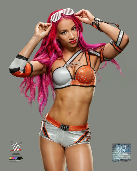 &ldquo;Hot girl đ&ocirc; vật&rdquo; Sasha Bank.