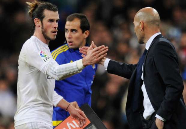 Van Gaal “nhổ neo”, Bale mới gia nhập M.U