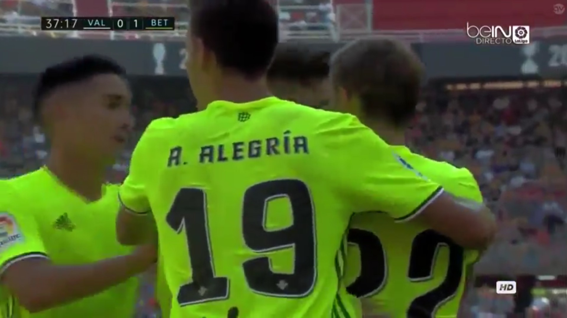 Video: Castro lập cú đúp giúp Betis hạ Valencia