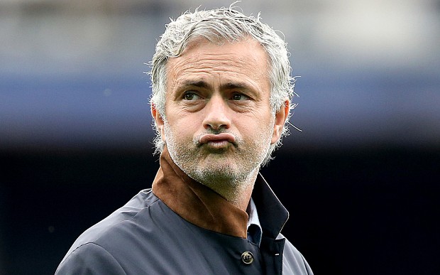 Video chế: Mourinho "bắn hạ" ai ở Man Utd?