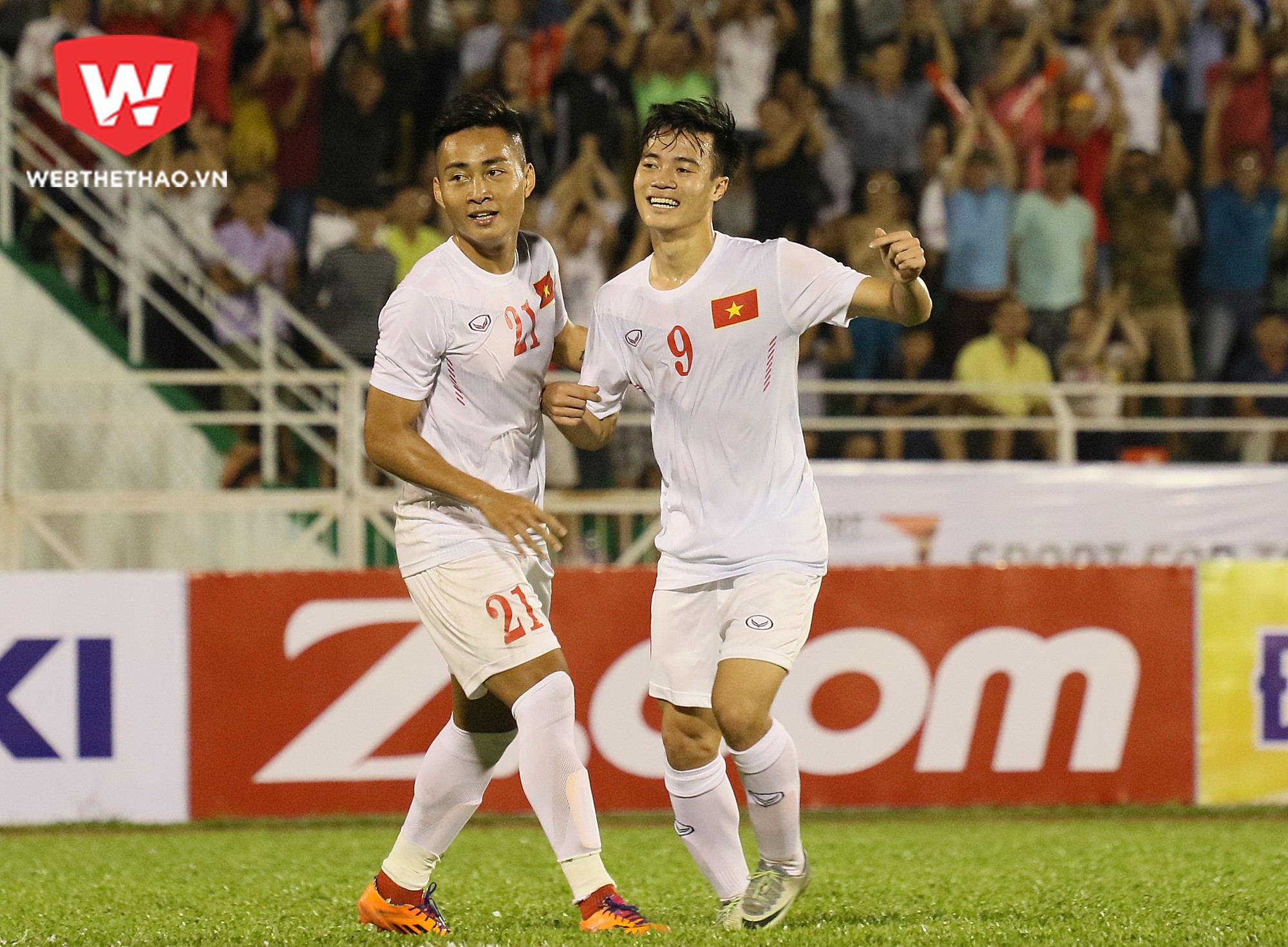 HLV Quốc Tuấn tin tưởng Văn To&agrave;n sẽ chơi tốt ở SEA Games 29. Ảnh: Văn Nh&acirc;n