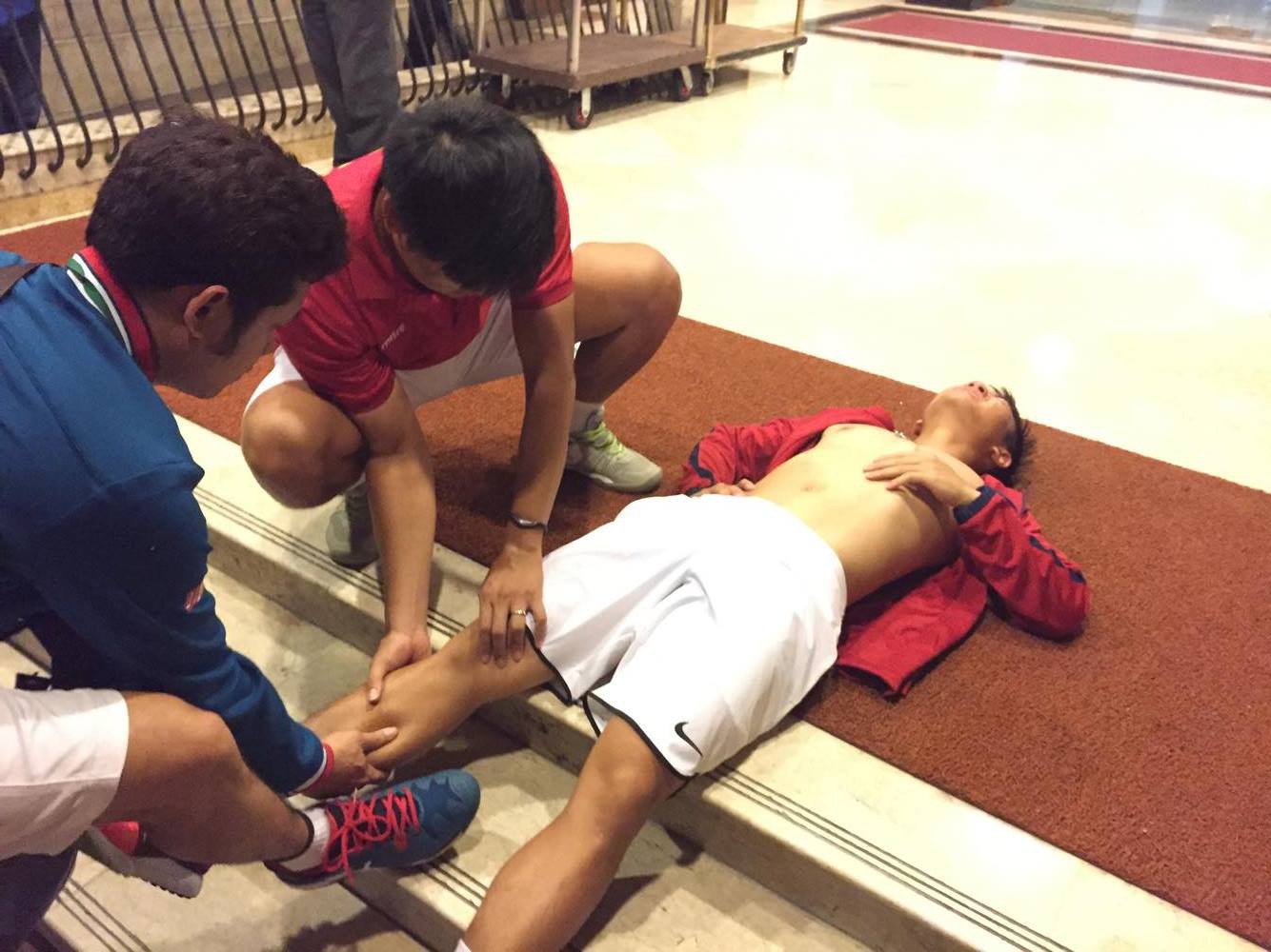 Giúp ĐTVN hạ Indonesia, Hoàng Thiên bị chuột rút