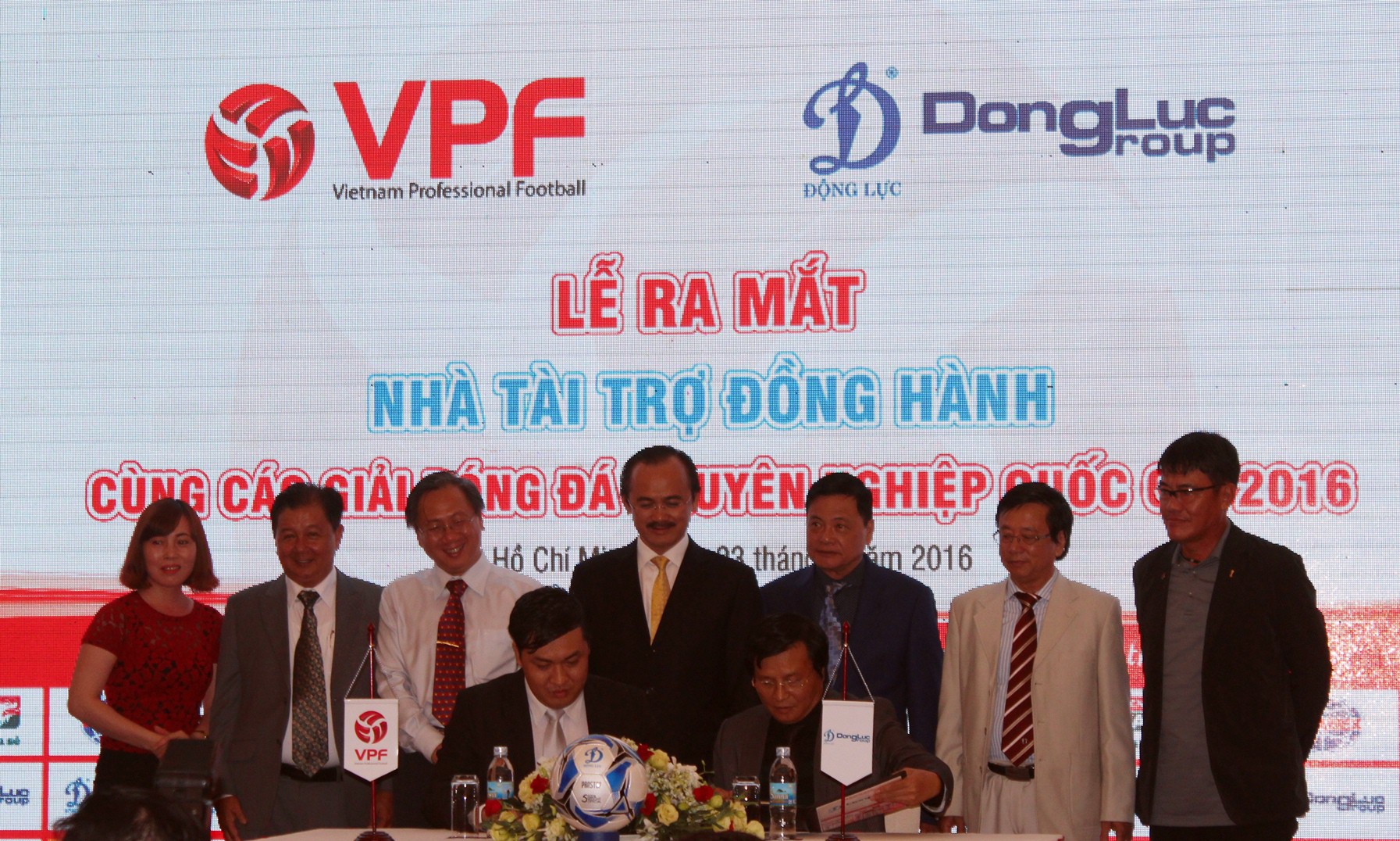 Giải hạng Nhất và Cúp QG - Kienlongbank 2016 có giá hơn 4 tỷ đồng