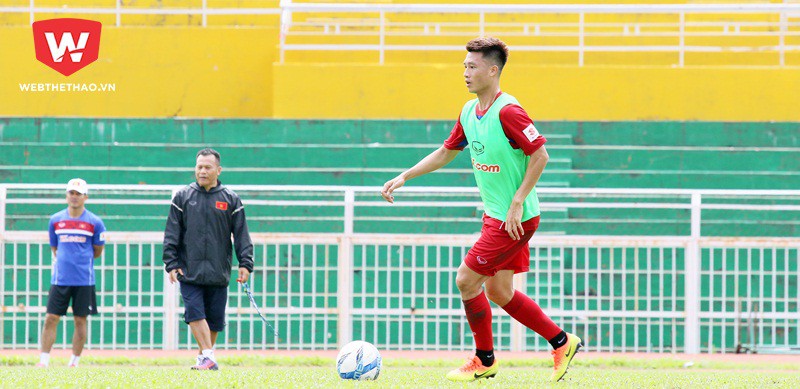 “Busquets Việt Nam”: Tuyển VN thiếu một trung phong như Công Vinh