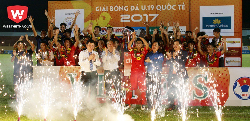 Chùm ảnh U19 Việt Nam ăn mừng chức vô địch U19 Quốc tế 2017