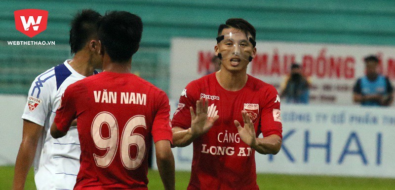 Long An thanh lý ngoại binh sau 2 vòng đấu
