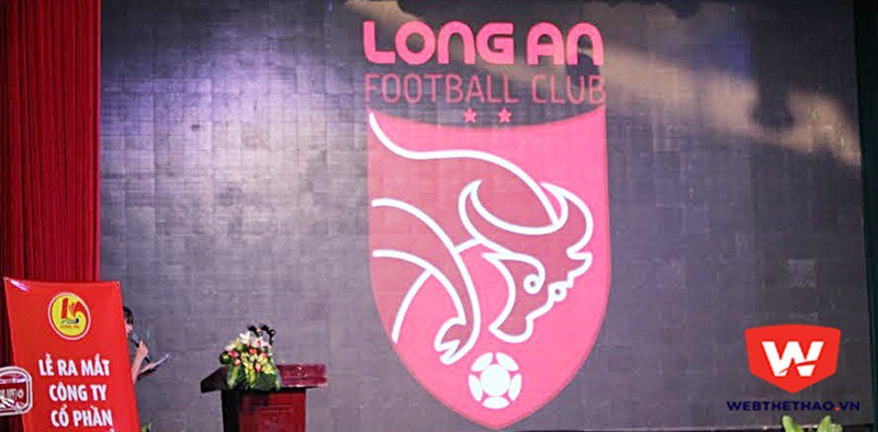 Long An cán đích với suất play-off: “Bình mới” nhưng “rượu cũ”