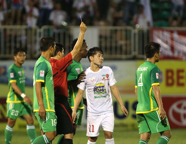 "Osmar đẳng cấp hơn Công Phượng"