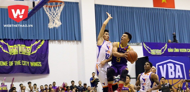Phá thế thủ liên phòng của HN Buffaloes, HCMC Wings vào chung kết VBA