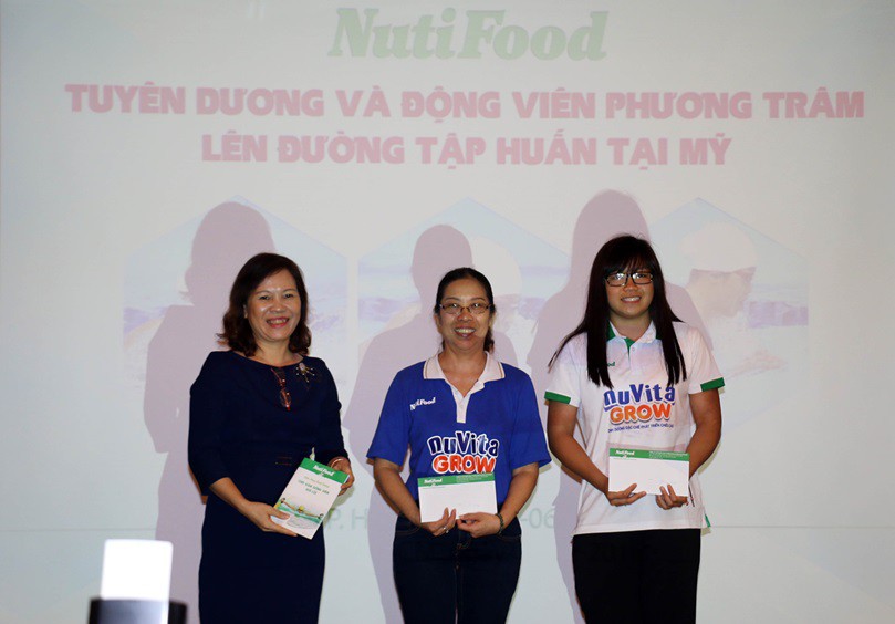 Phương Trâm được thưởng nóng trước ngày sang Mỹ