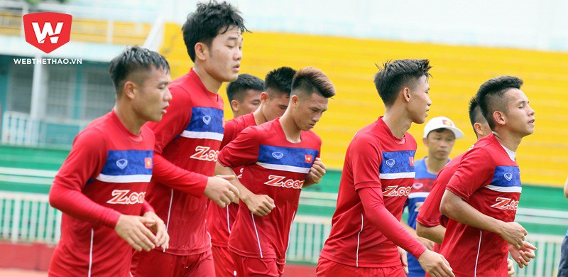 Tuyển Việt Nam đá tập với đội bóng của Công Vinh