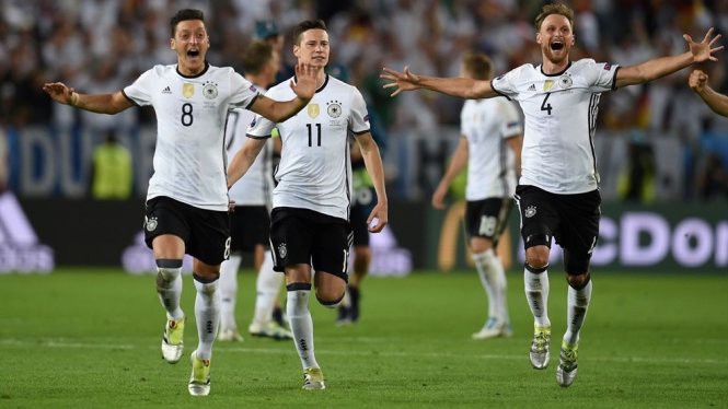 V.League với EURO 2016: Tuyển Đức giải quyết Pháp trong 90 phút