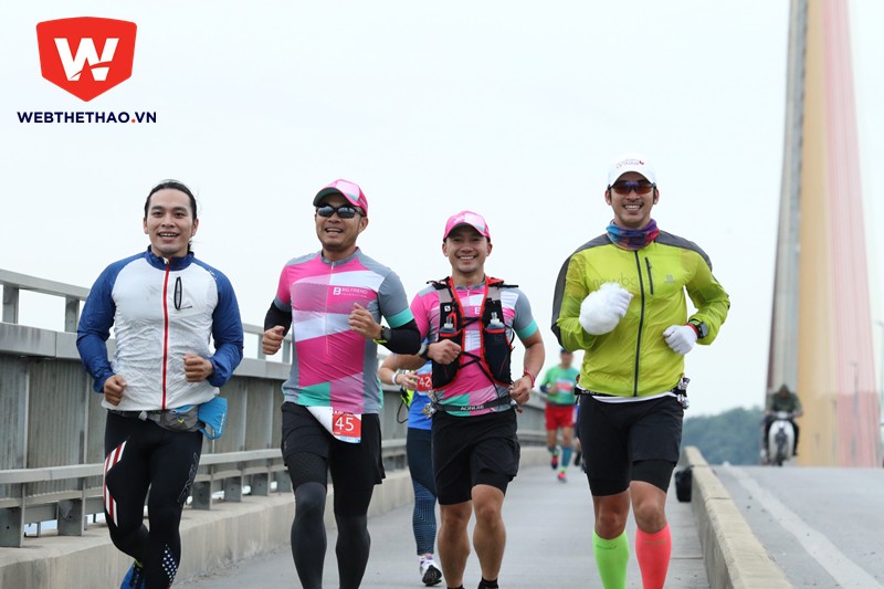 Sôi động cùng Halong Bay Heritage Marathon 2017
