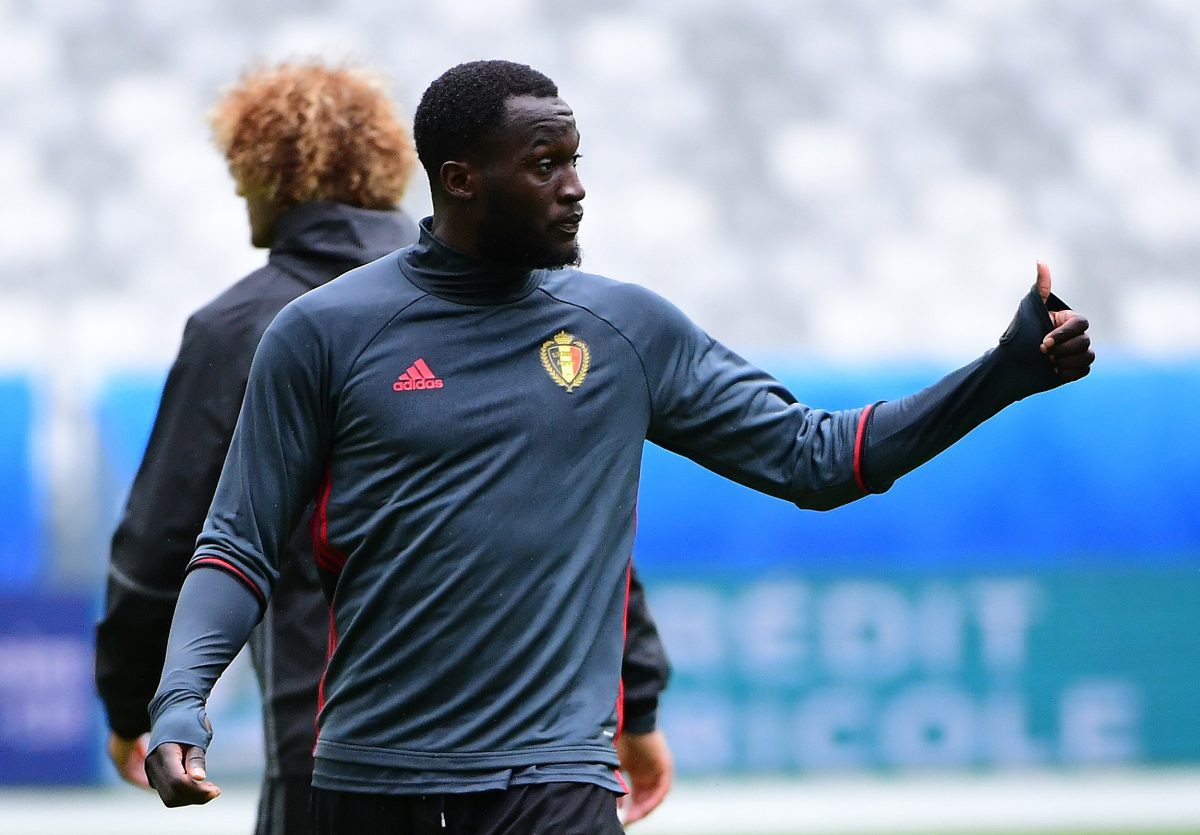 Lukaku đ&atilde; bỏ lỡ 1-2 buổi tập c&ugrave;ng tuyển Bỉ v&agrave; kh&oacute; c&oacute; thể ra s&acirc;n tối mai