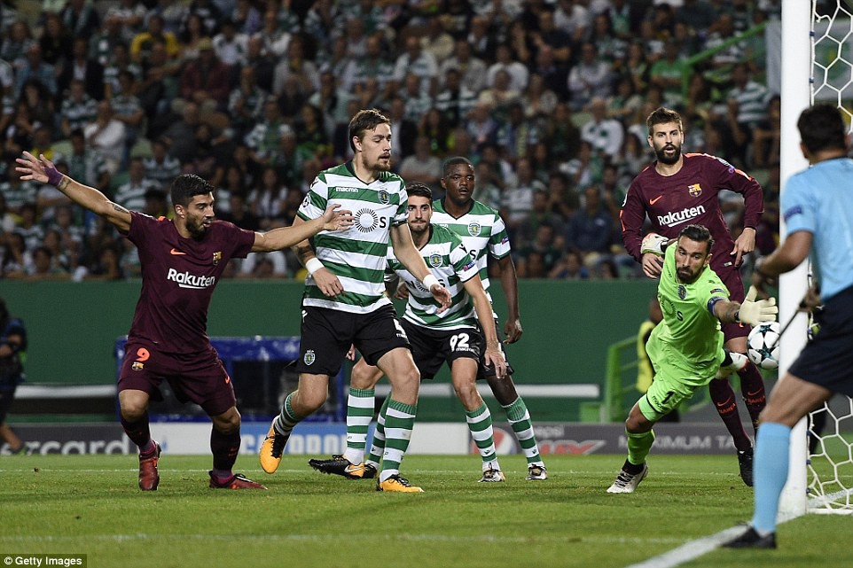 Barca đang hưởng lộc từ c&aacute;c pha phản lưới nh&agrave; của đối thủ