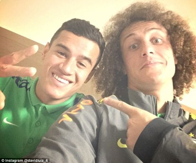 Coutinho sẵn sàng kéo Luiz về Camp Nou Hình ảnh: Coutinho sẵn sàng kéo Luiz về Camp Nou