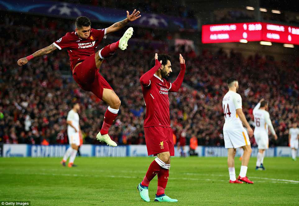 h&igrave;nh ảnh: Salah c&ugrave;ng đồng đội đang bay cao hướng tới chức VĐ Champions League m&ugrave;a n&agrave;y