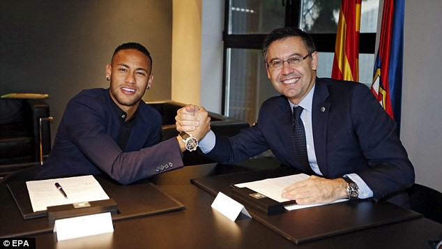 Barca rất tự tin bản hợp đồng hiện tại sẽ ''trói''Neymar lâu dài Barca rất tự tin bản hợp đồng hiện tại sẽ ''trói''Neymar lâu dài