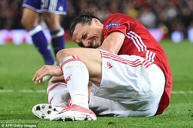Ibra chấn thương nặng ở gối trong trận gặp Anderlecht hồi th&aacute;ng 4 năm nay