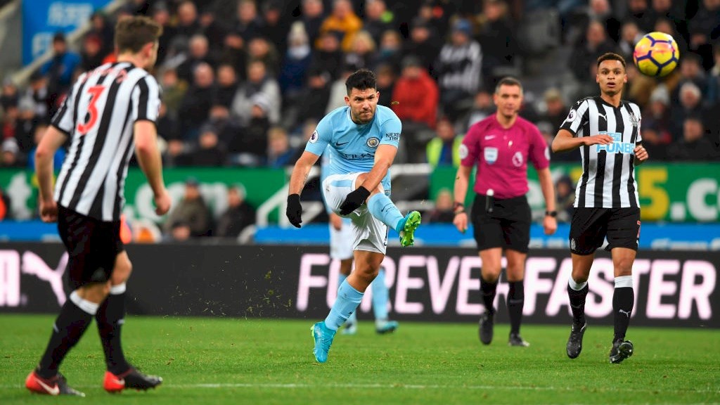 Aguero có duyên đặc biệt với mành lưới Newcastle từ quá khứ đến hiện tại Hình ảnh: Aguero có duyên đặc biệt với mành lưới Newcastle từ quá khứ đến hiện tại